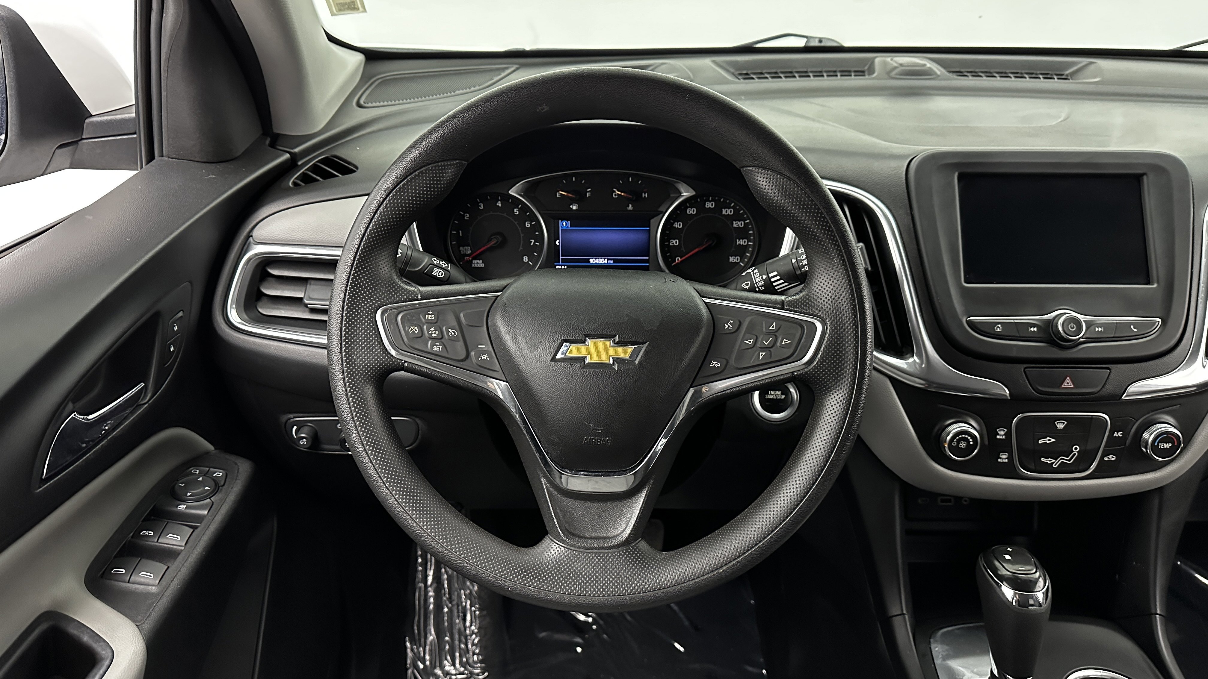 Used 2020 Chevrolet Equinox LT image 25