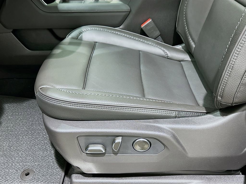 New 2026 GMC Sierra 2500 Denali w/ Denali Reserve Package image 19