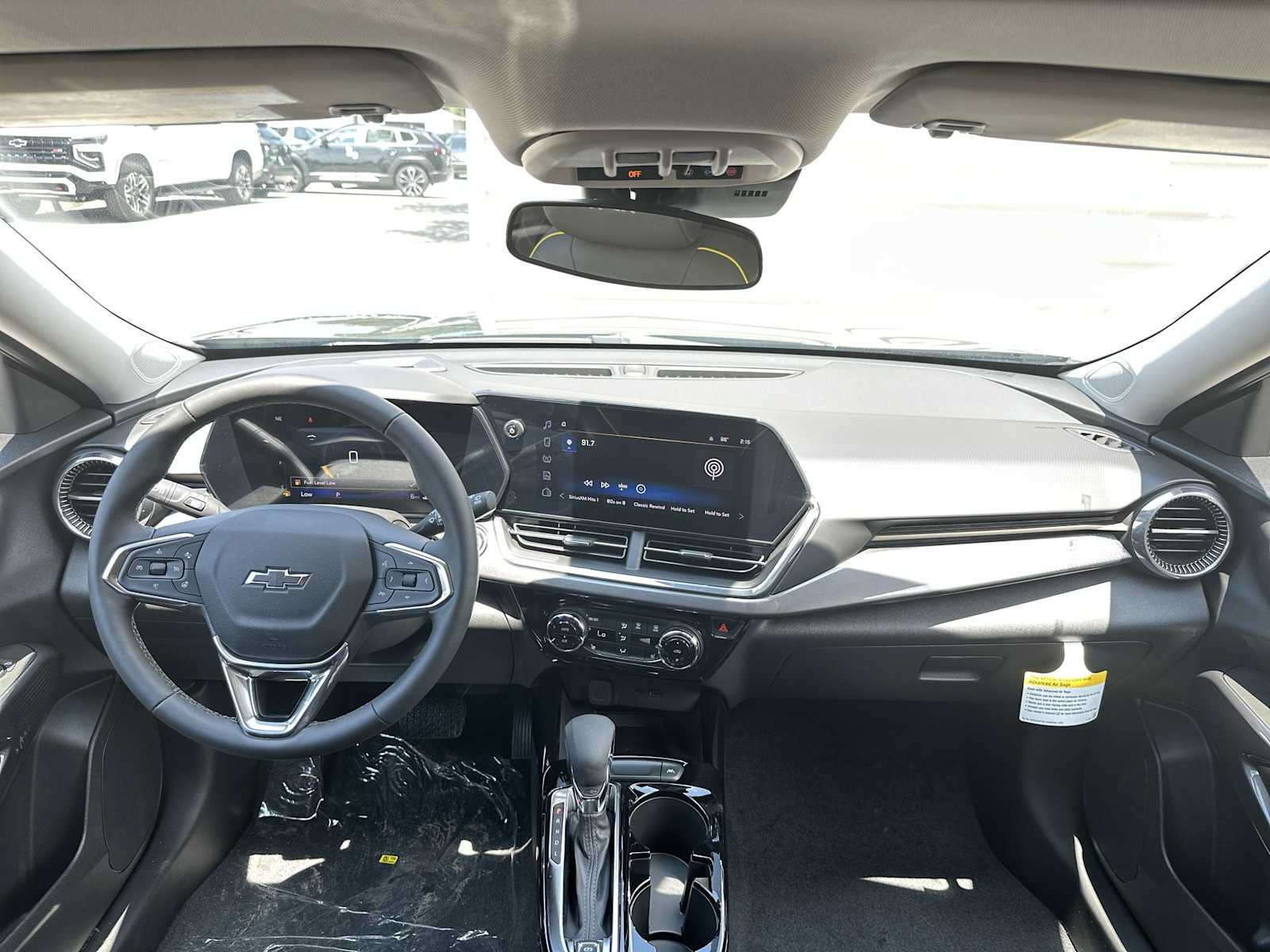 New 2026 Chevrolet Trax ACTIV w/ Sunroof Package FWD image 14
