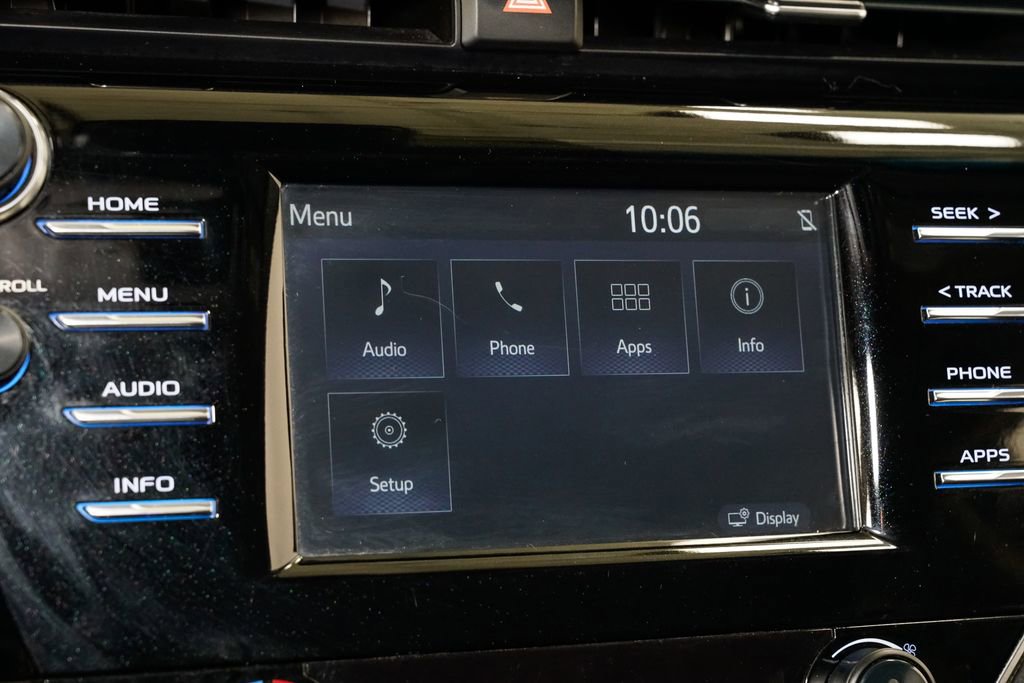 Used 2018 Toyota Camry SE image 14