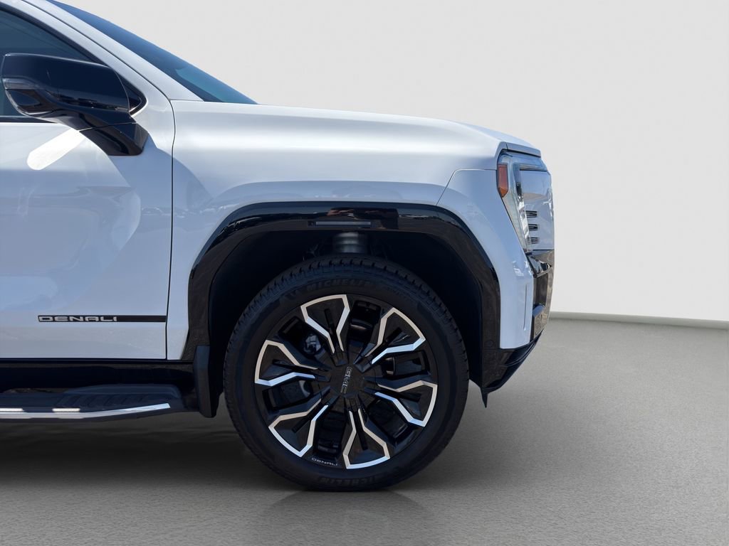 Used 2025 GMC Sierra EV Denali image 23