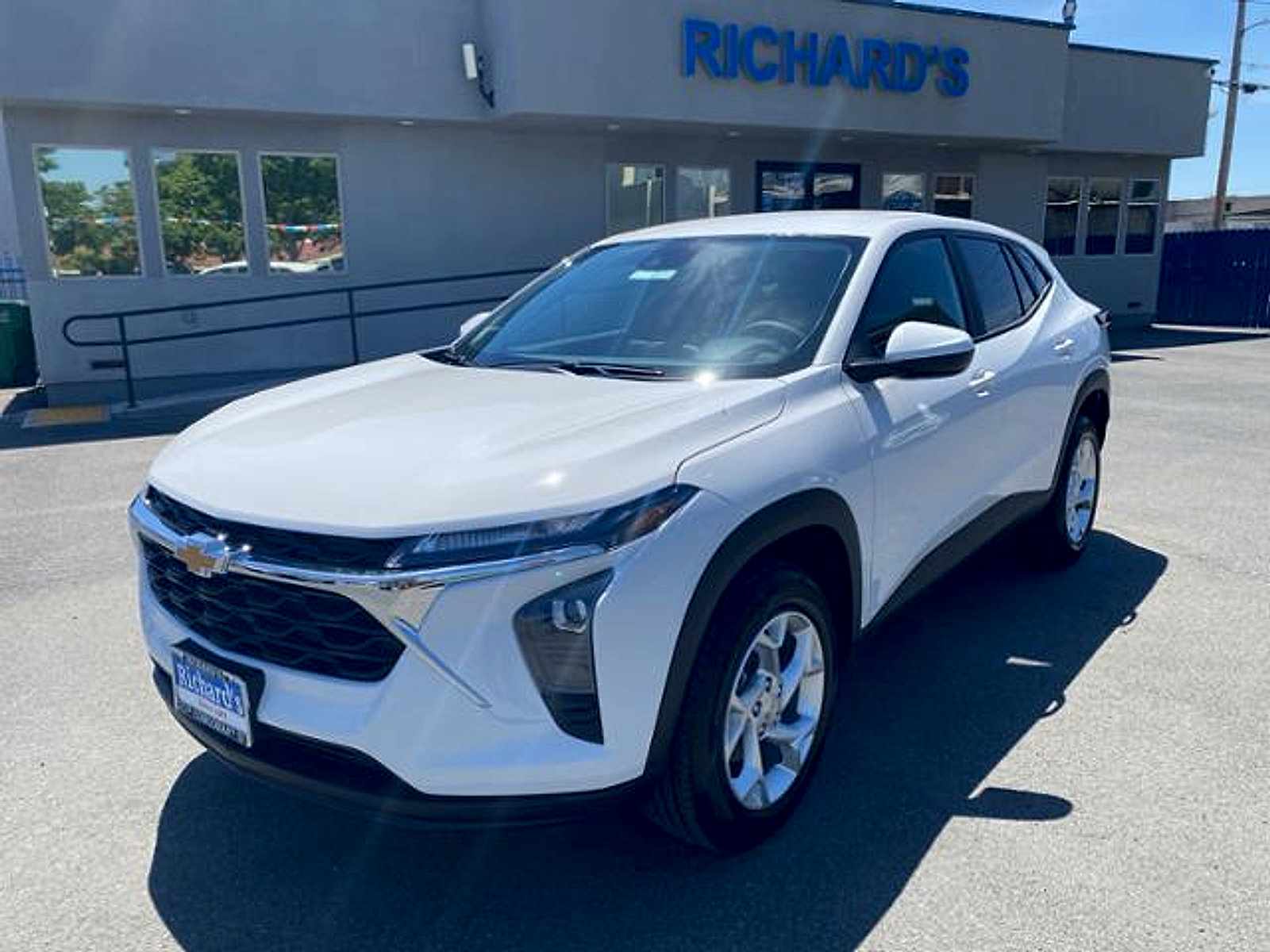 New 2026 Chevrolet Trax LS FWD image 7