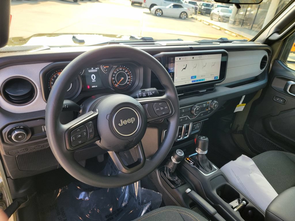Used 2026 Jeep Wrangler Sport AWD/4WD image 16