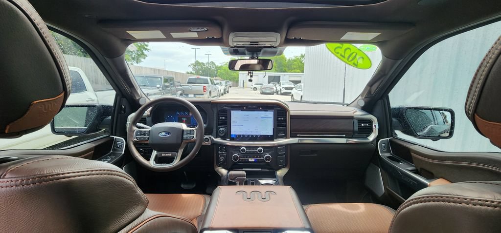 Used 2025 Ford F150 King Ranch w/ FX4 Off-Road Package AWD/4WD image 16