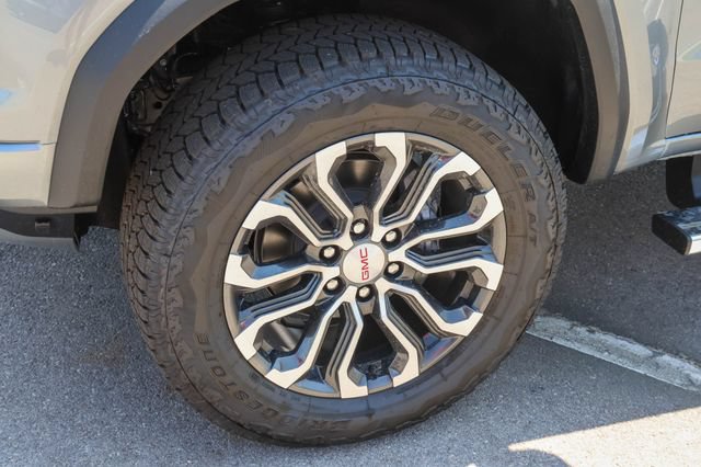 New 2026 GMC Canyon Denali AWD/4WD image 7