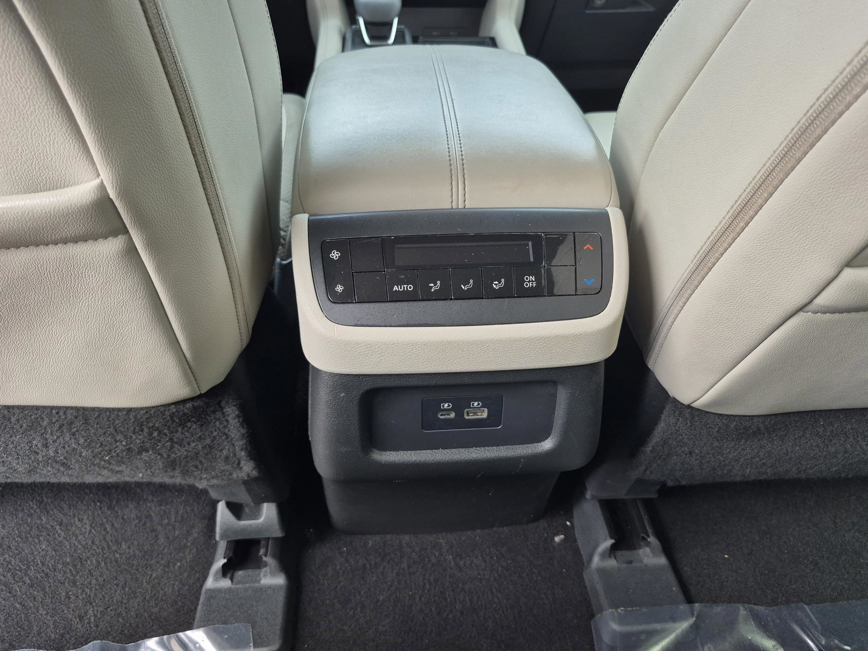 Certified 2023 Nissan Pathfinder SL AWD/4WD image 17
