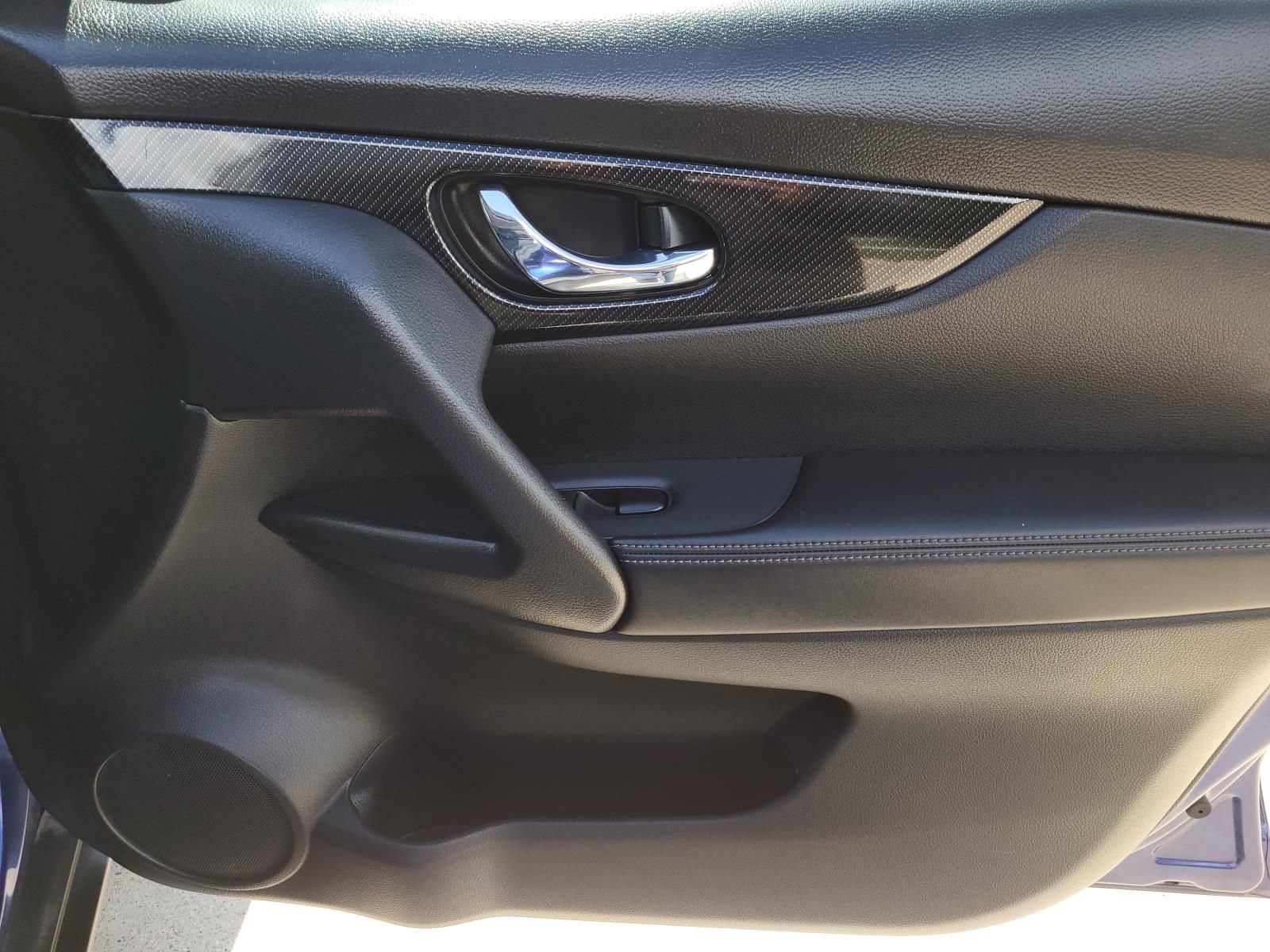 Used 2018 Nissan Rogue SL w/ Premium Package FWD image 11