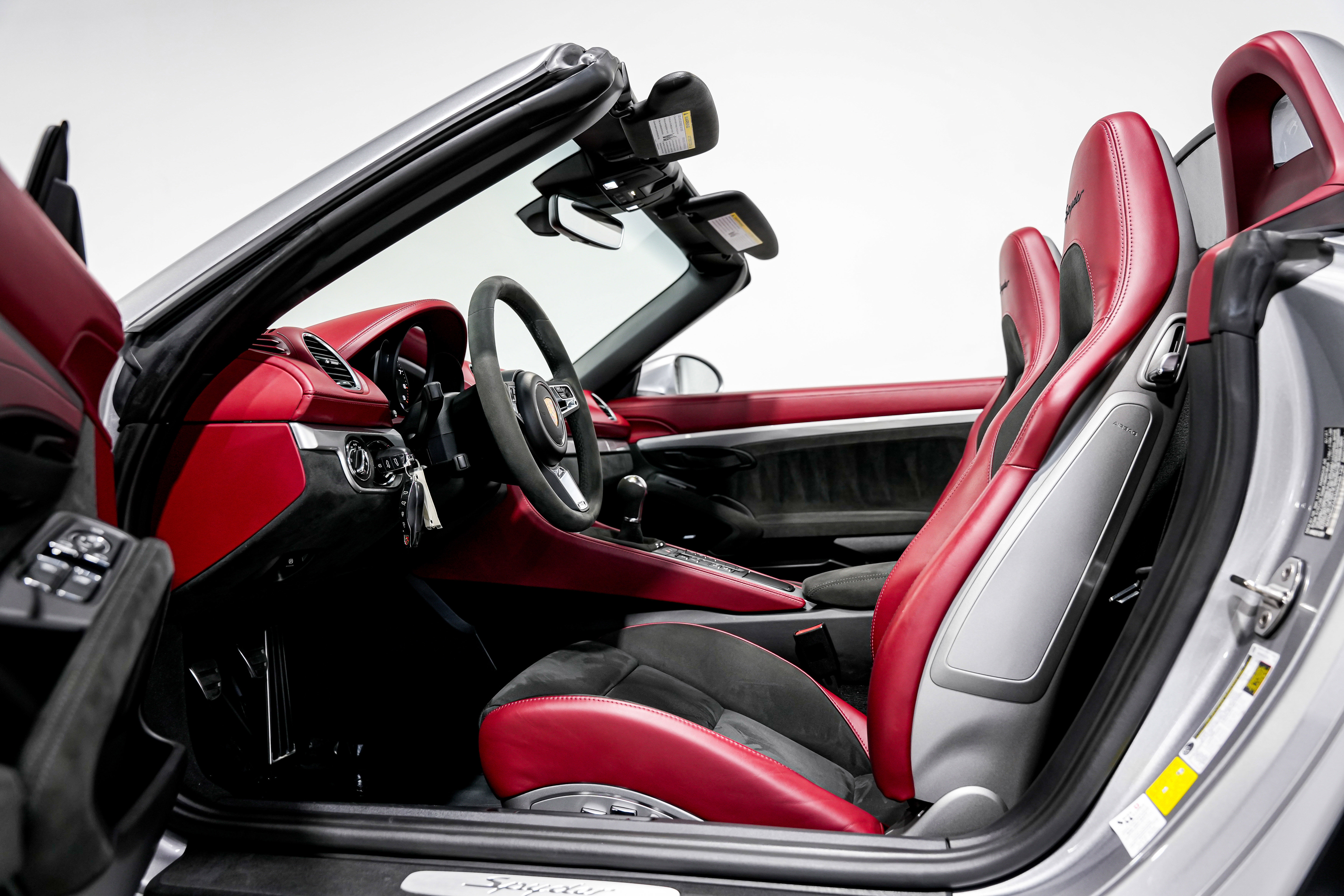 Used 2022 Porsche 718 Boxster Spyder image 19