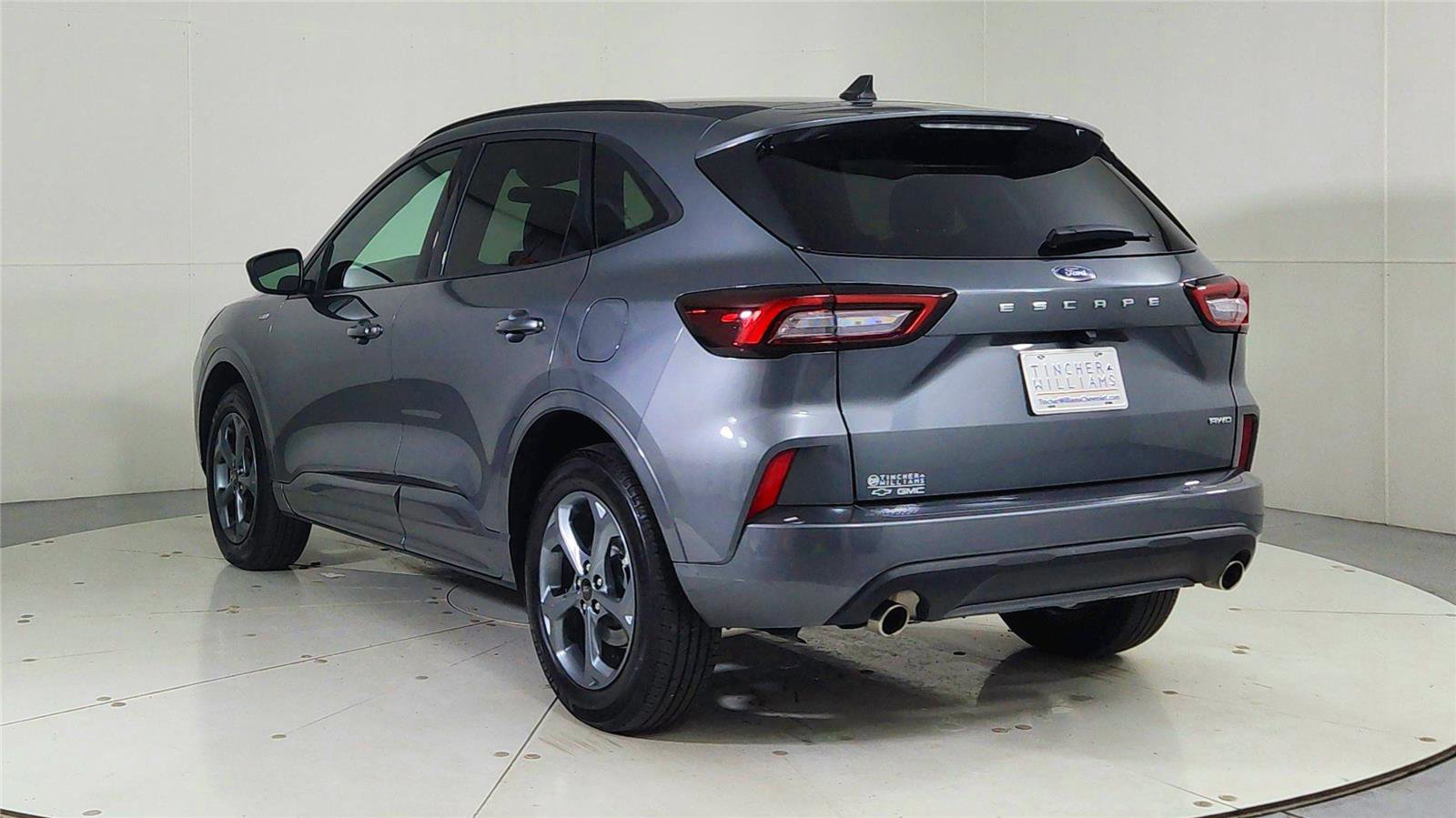 Used 2024 Ford Escape ST-Line image 5