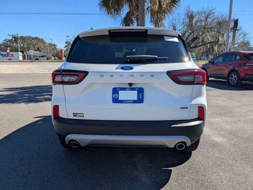 New 2026 Ford Escape SE image 5