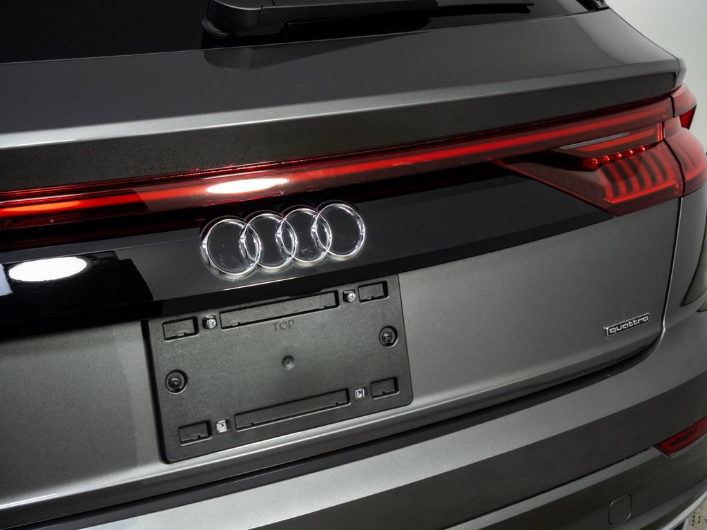 Used 2022 Audi Q8 Premium Plus w/ Premium Plus Package image 36