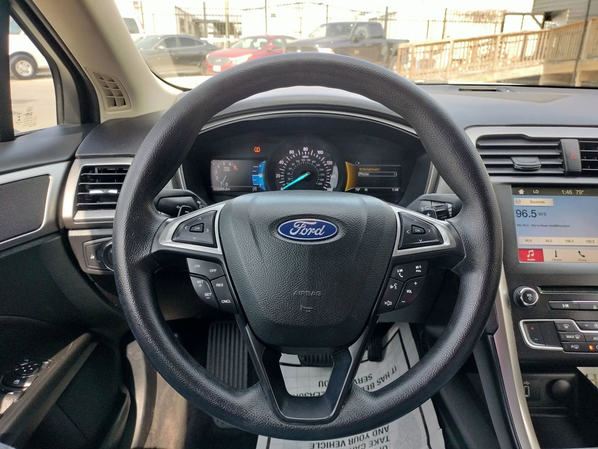 Used 2018 Ford Fusion SE w/ Fusion SE Technology Package image 41