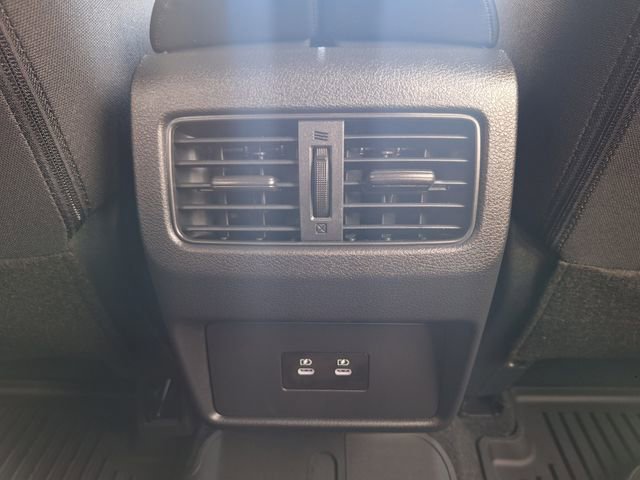 Certified 2026 Nissan Rogue SV FWD image 27