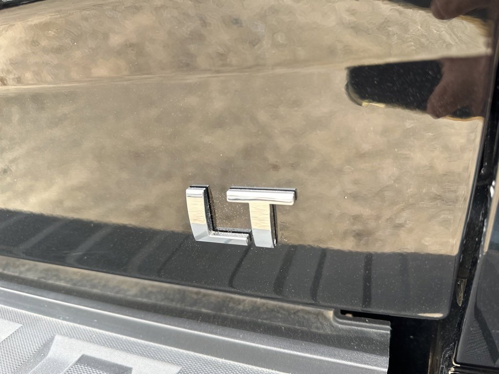 Used 2018 Chevrolet Silverado 1500 LT w/ All Star Edition image 35