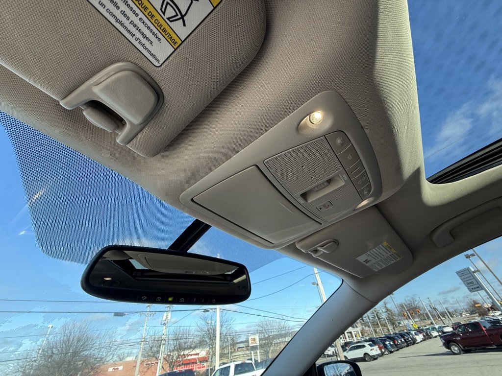 Used 2018 Nissan Murano Platinum image 24