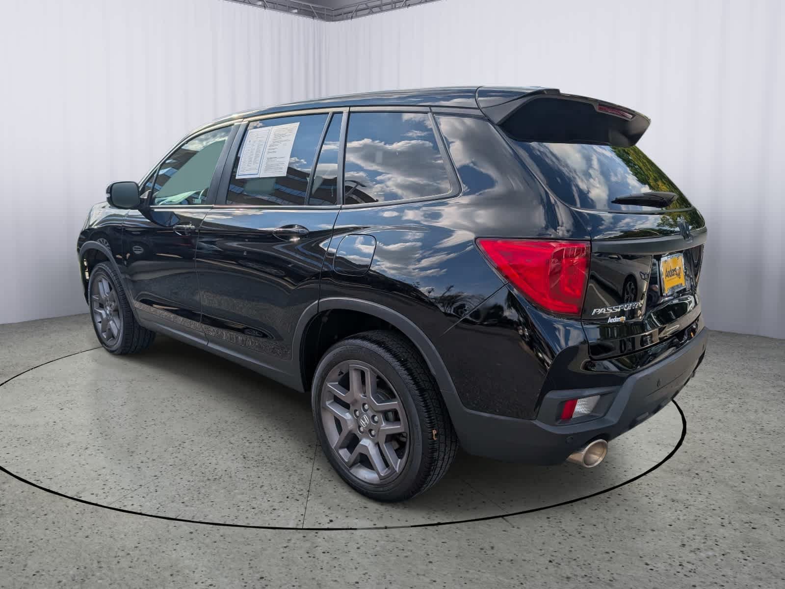Certified 2023 Honda Passport EX-L image 5