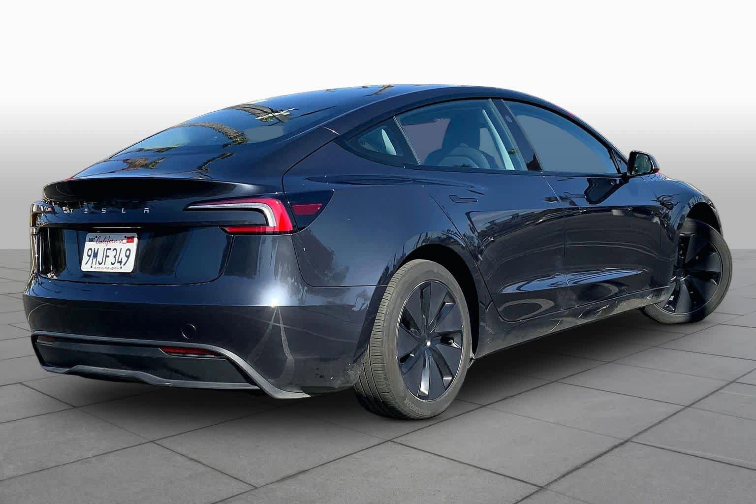 Used 2024 Tesla Model 3 Standard Range RWD image 11