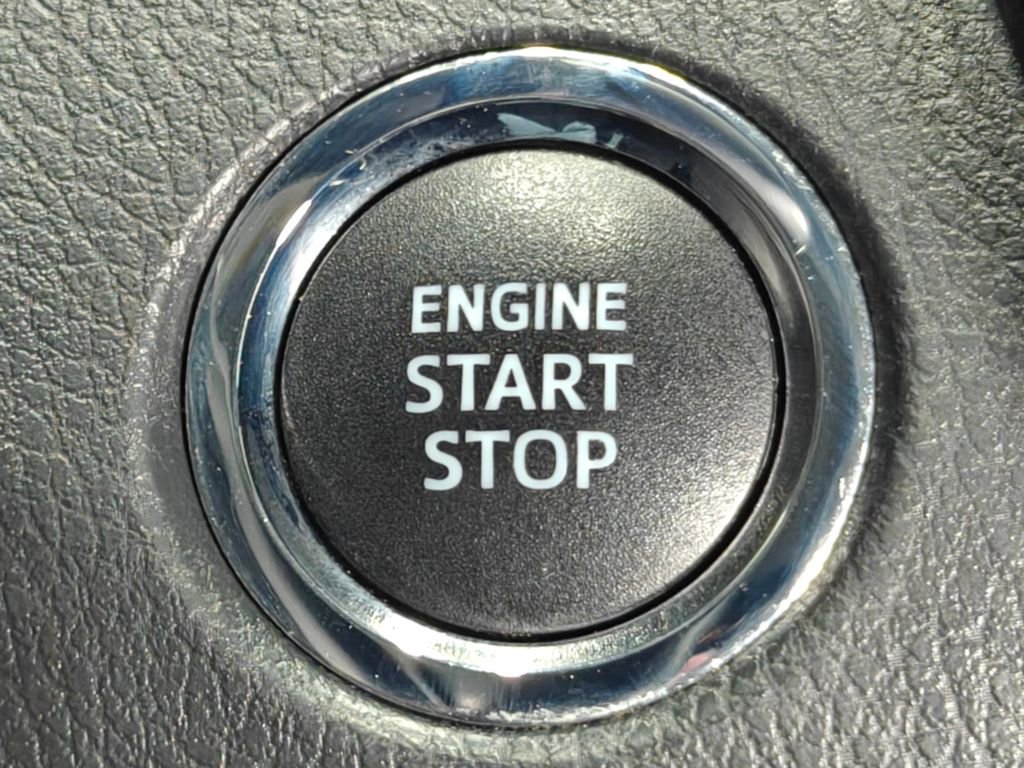 Used 2020 Toyota Camry XSE image 15