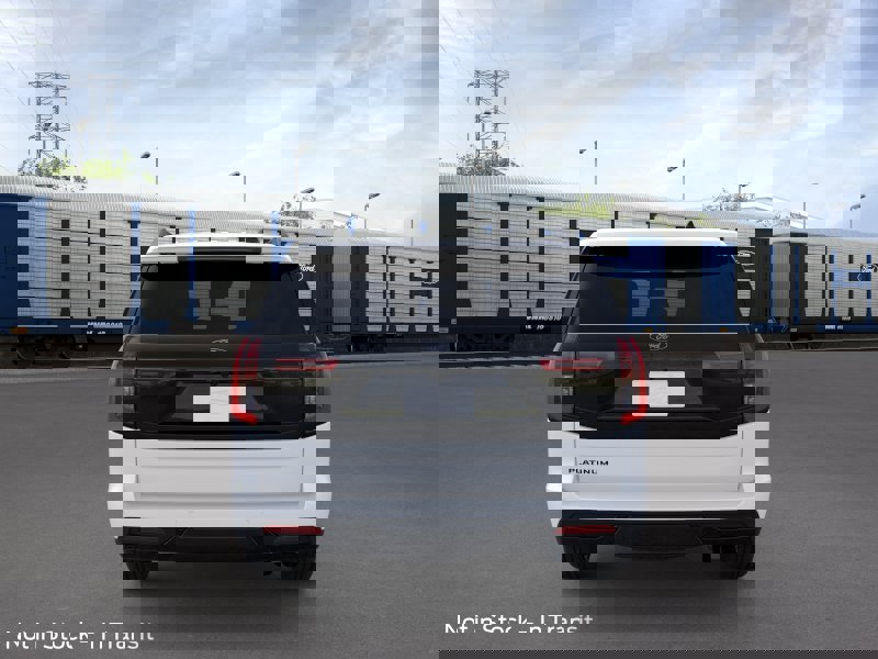 New 2026 Ford Expedition Platinum AWD/4WD image 18