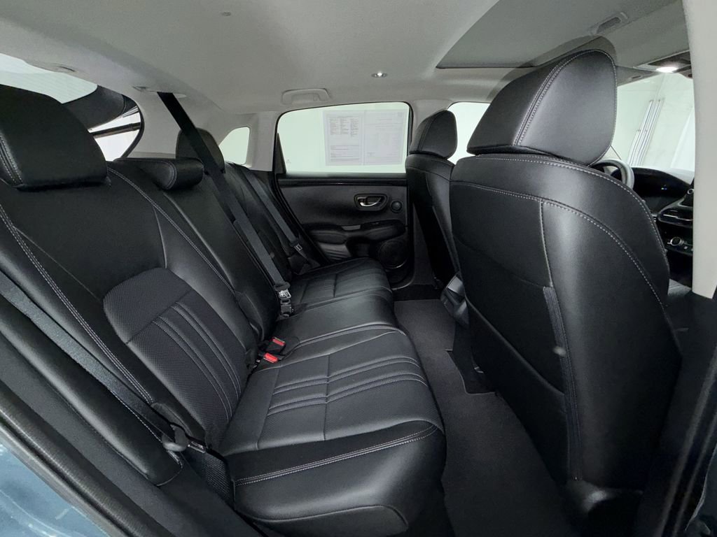 Used 2025 Honda HR-V EX-L image 19