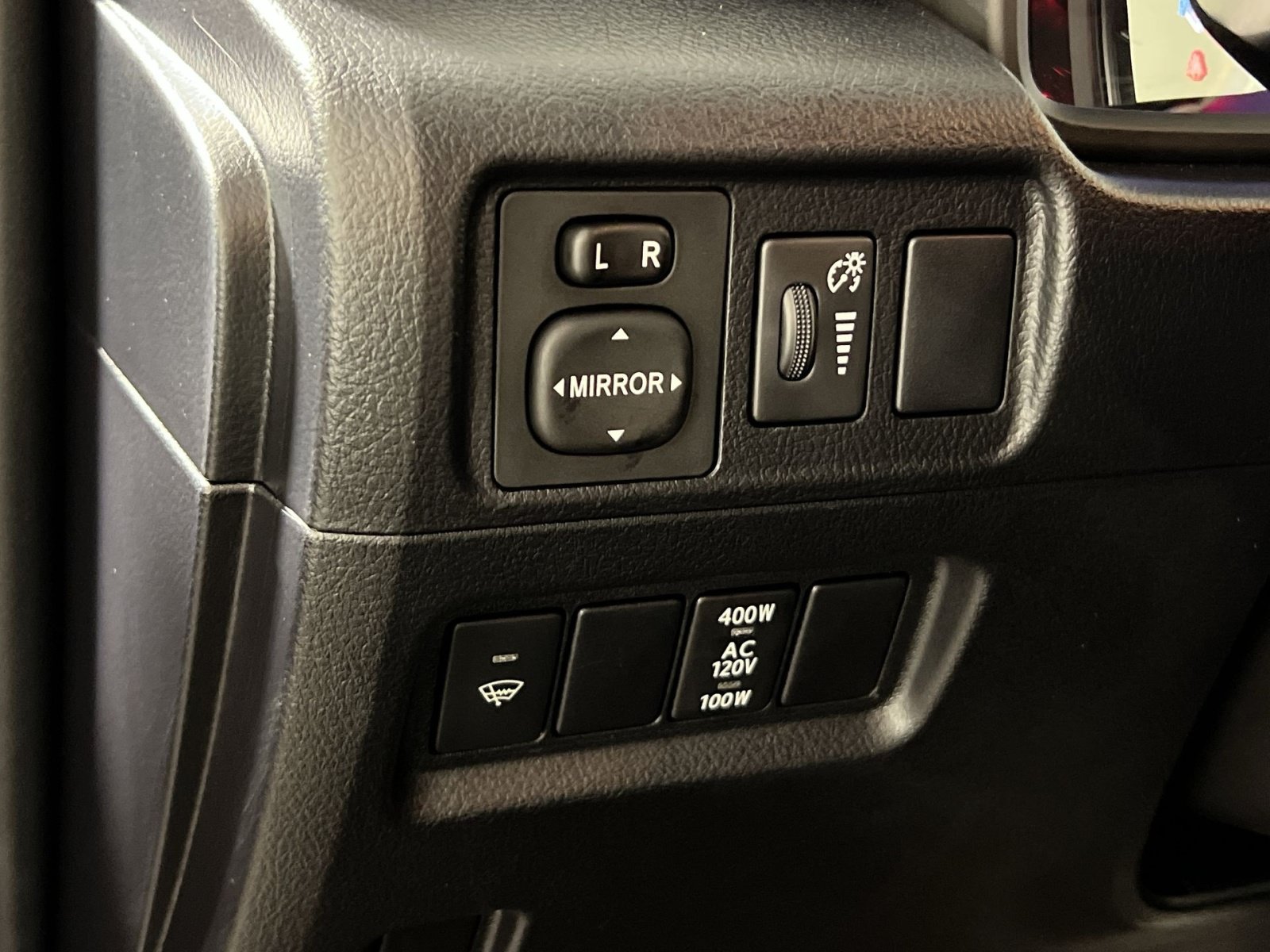 Used 2016 Toyota 4Runner Trail AWD/4WD image 31