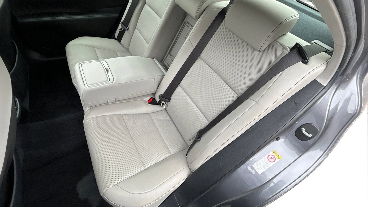 Used 2014 Lexus ES 350 w/ Premium Package image 17