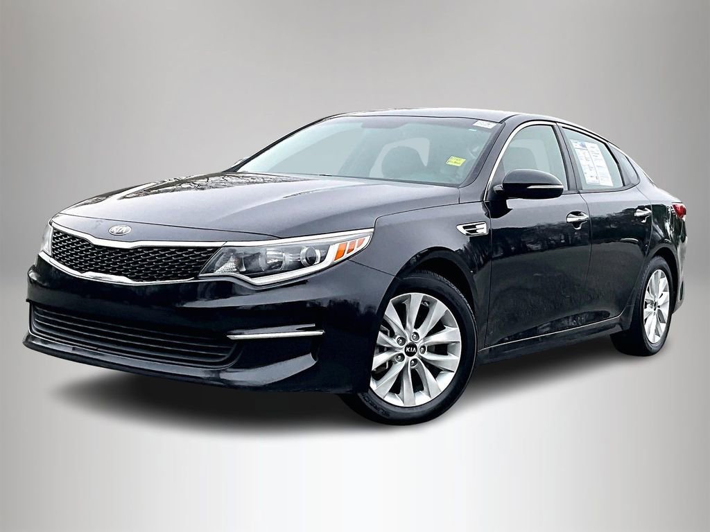 Used 2018 Kia Optima LX w/ 17" Alloy Wheels Package image 4