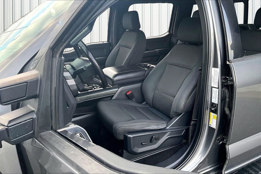 Used 2022 Ford F150 XLT w/ Equipment Group 302A High image 21