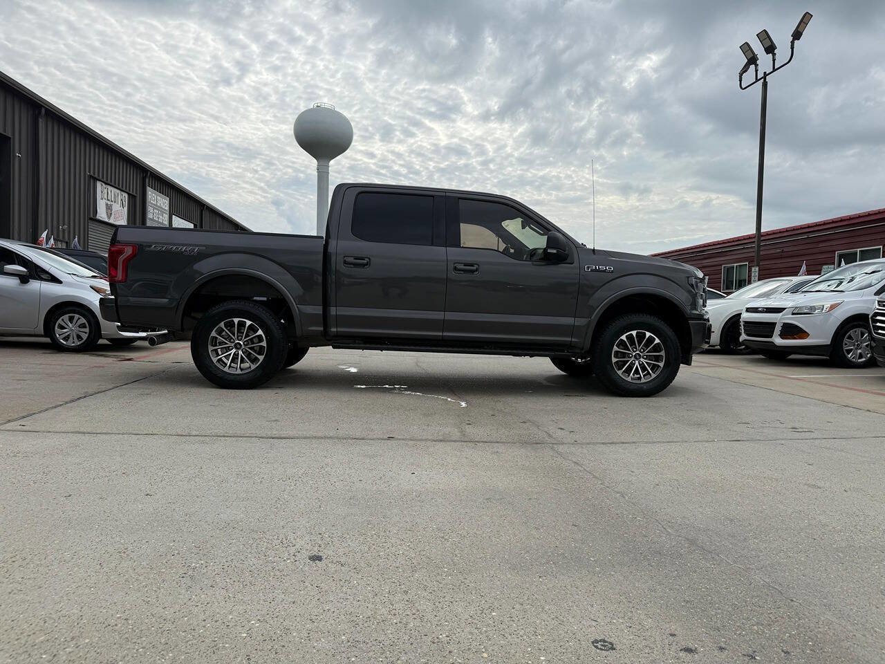 Used 2018 Ford F150 XLT w/ Equipment Group 302A Luxury image 16