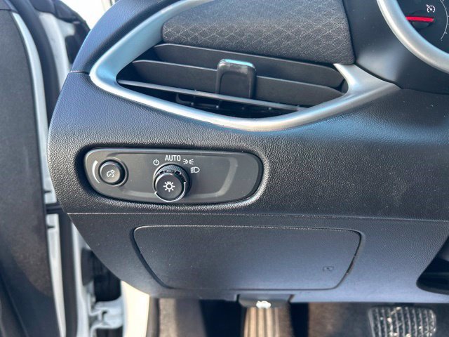 Used 2024 Chevrolet Malibu LT FWD image 17