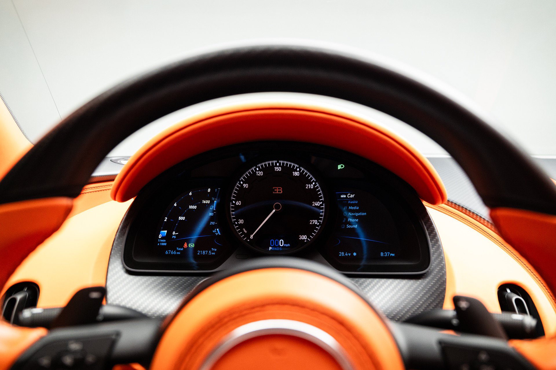Used 2024 Bugatti Chiron Super Sport AWD/4WD image 20