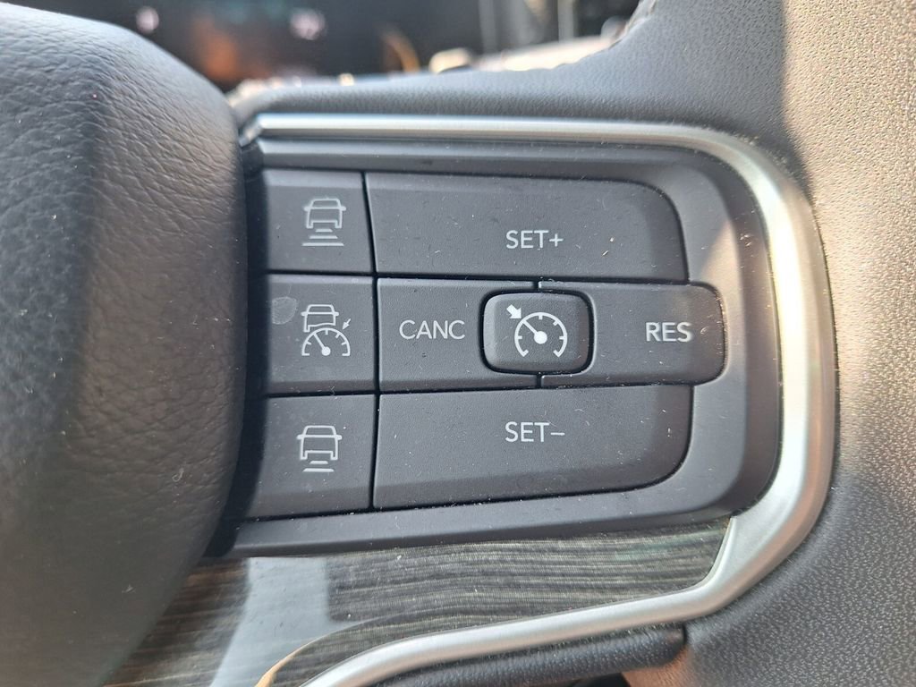 Used 2022 Jeep Wagoneer Series II image 14