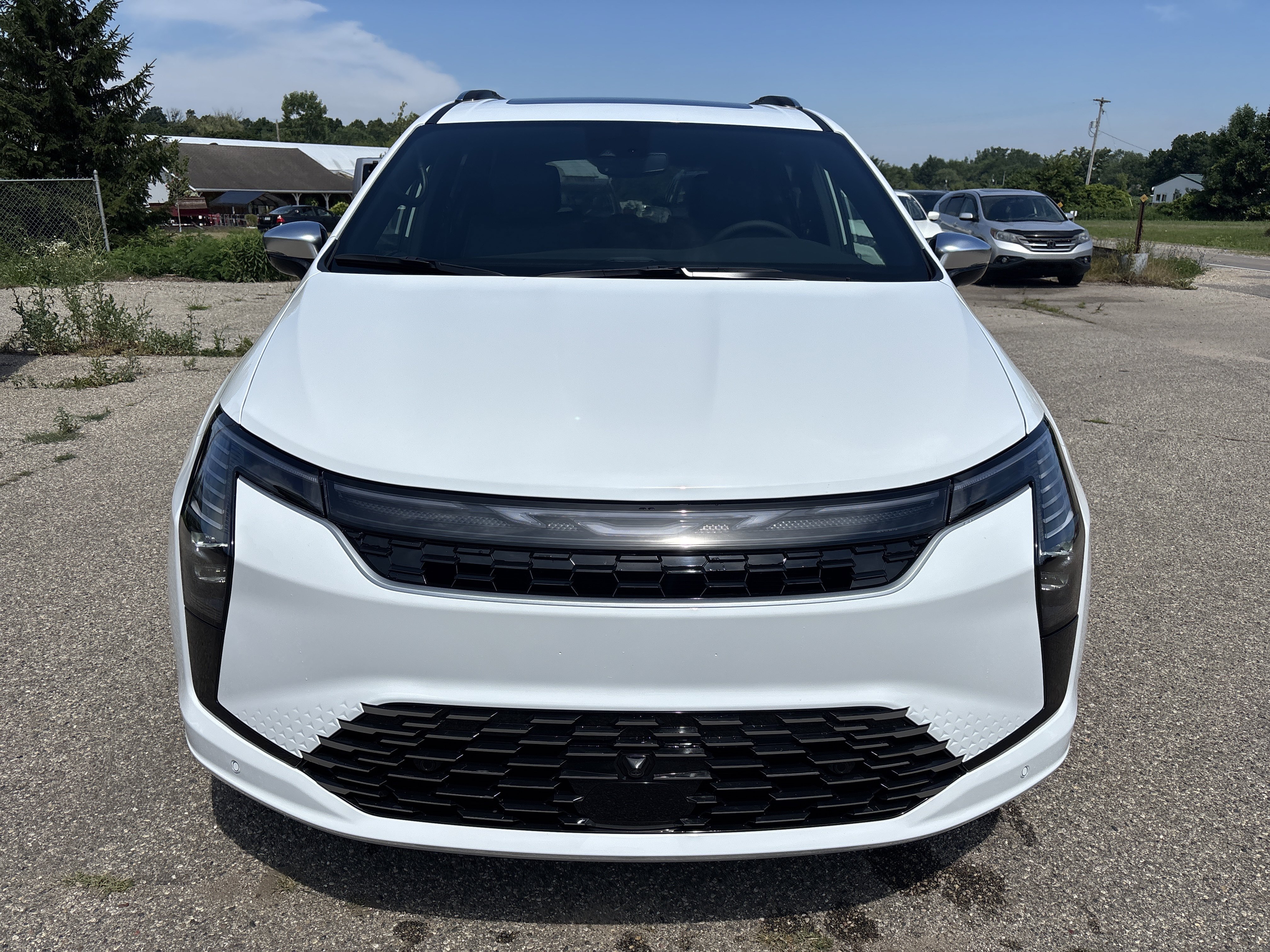 New 2027 Chrysler Pacifica Pinnacle FWD image 14