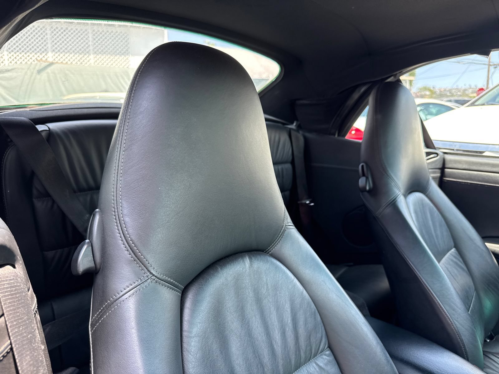Used 2000 Porsche 911 Carrera RWD image 10