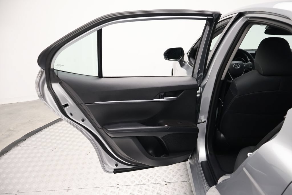 Used 2024 Toyota Camry LE FWD image 21