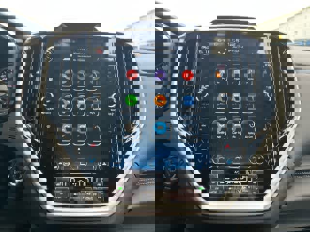 Certified 2024 Subaru Ascent Limited w/ Technology Package image 32