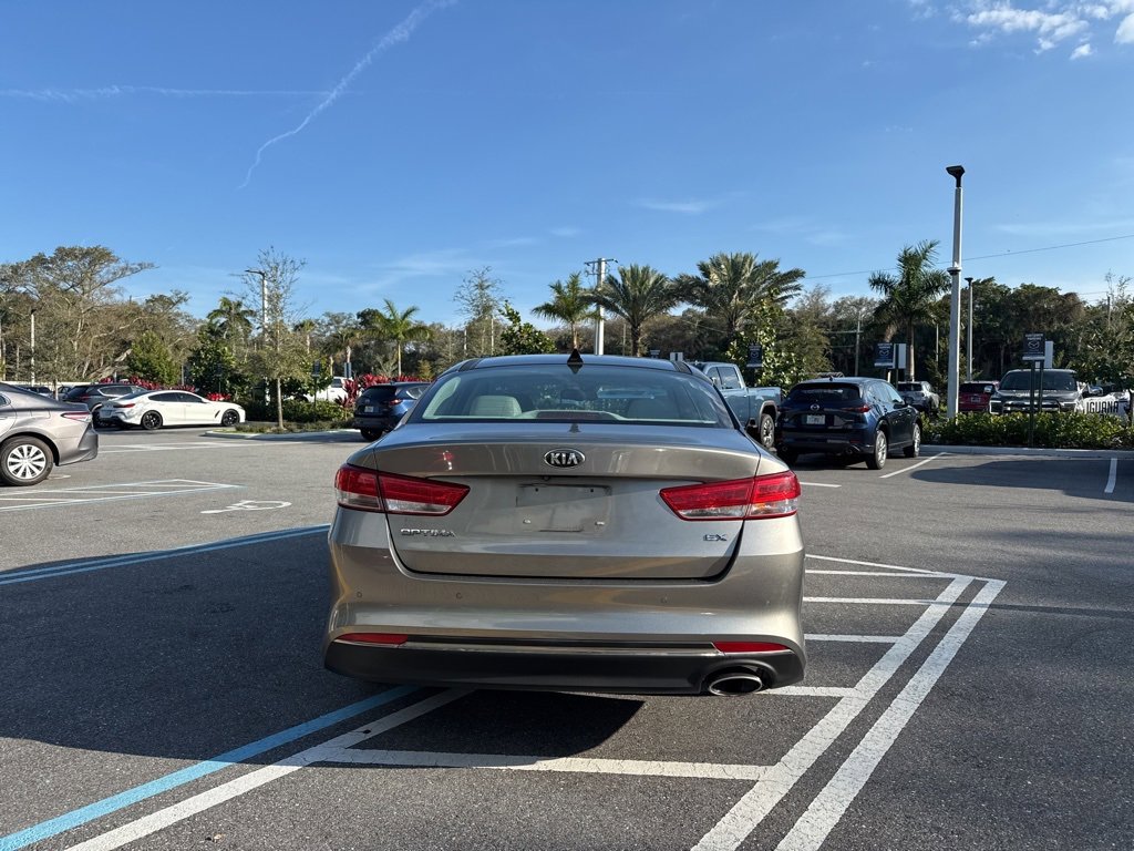 Used 2018 Kia Optima EX w/ Technology Package image 6