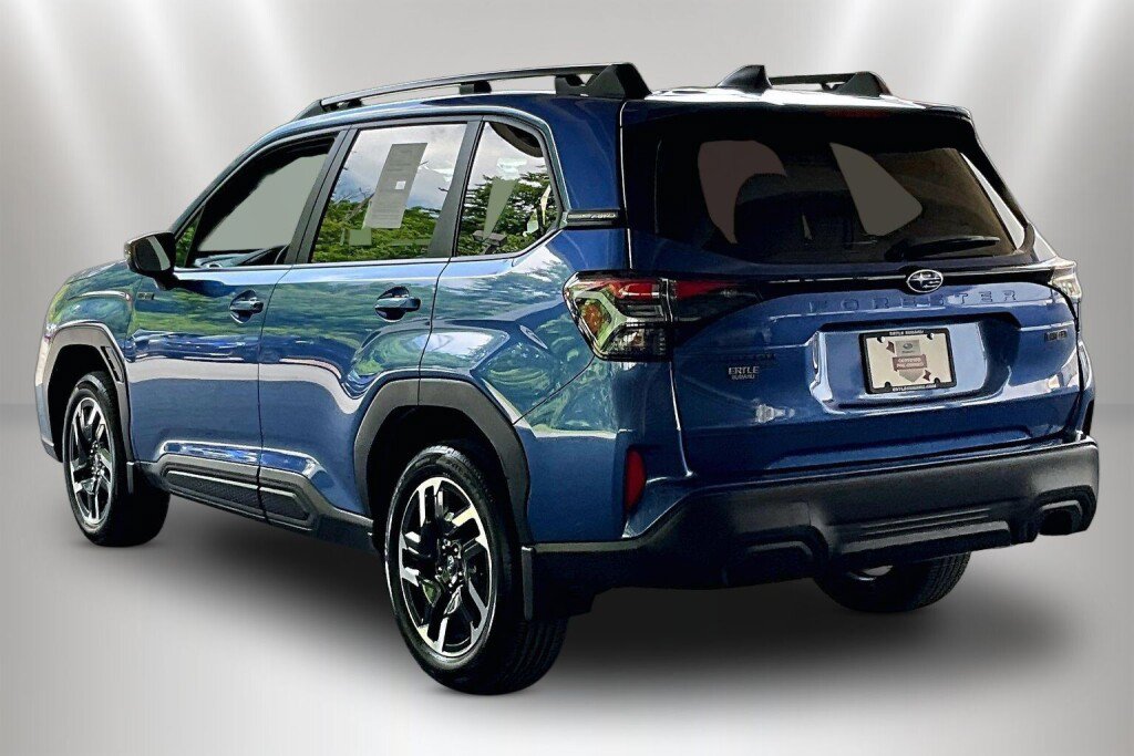 Certified 2026 Subaru Forester Premium AWD/4WD image 4
