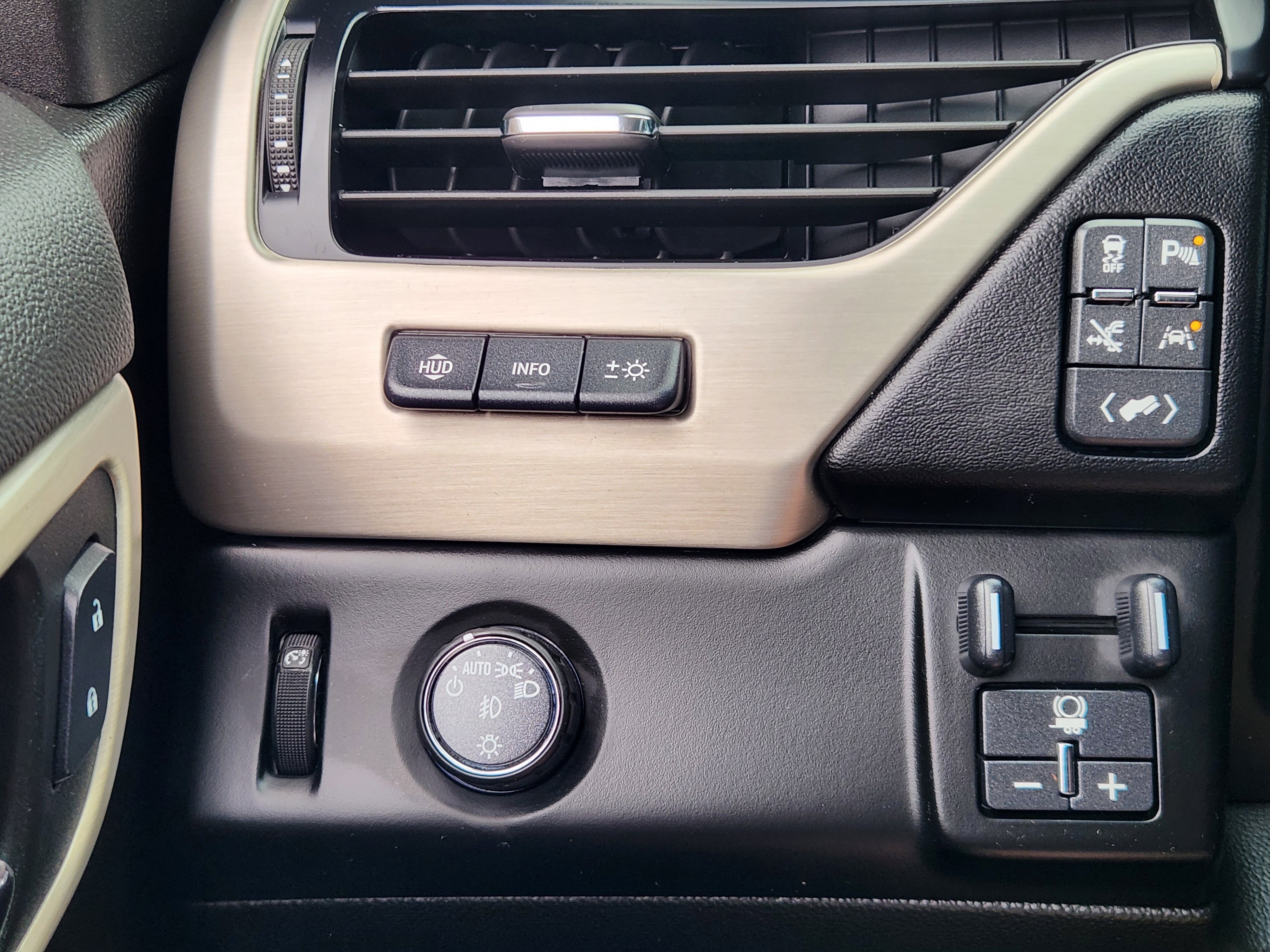 Used 2019 GMC Yukon Denali w/ Denali Ultimate Package RWD image 21