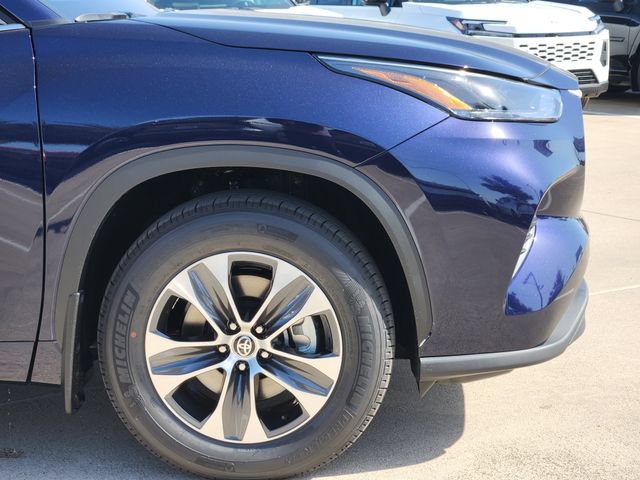New 2026 Toyota Highlander XLE AWD/4WD image 6