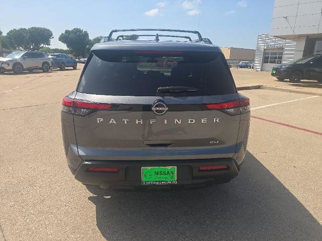 Certified 2022 Nissan Pathfinder SV FWD image 4