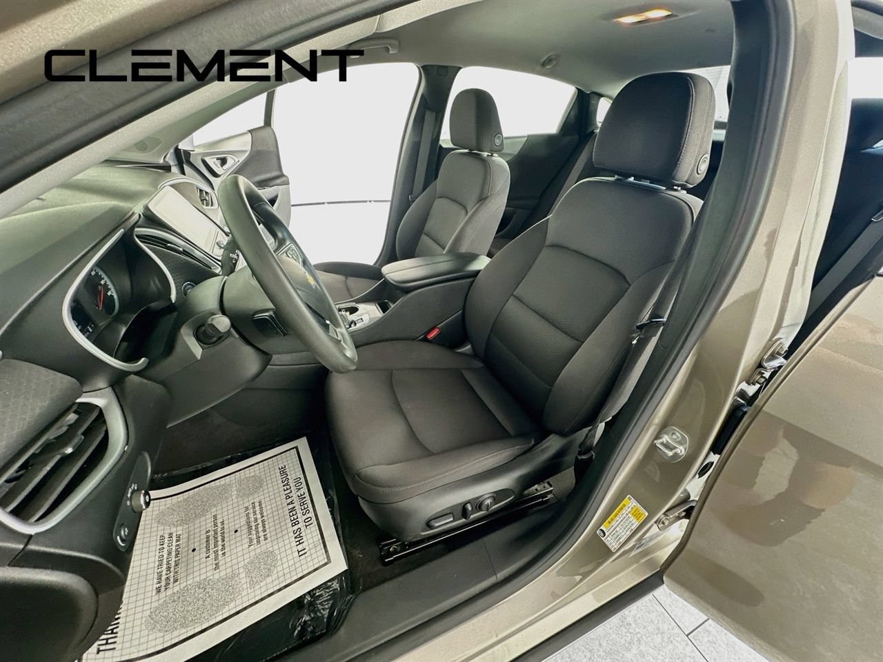 Used 2024 Chevrolet Malibu LT FWD image 29