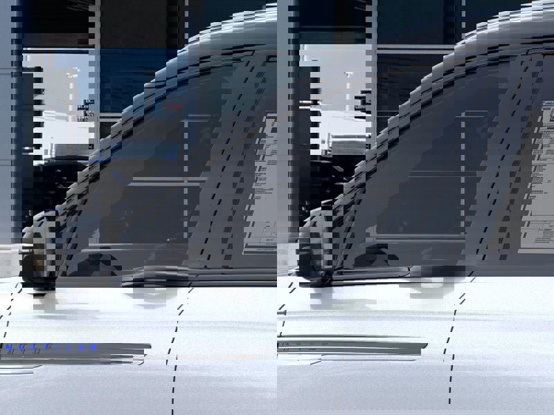 New 2025 Lincoln Nautilus Reserve image 20