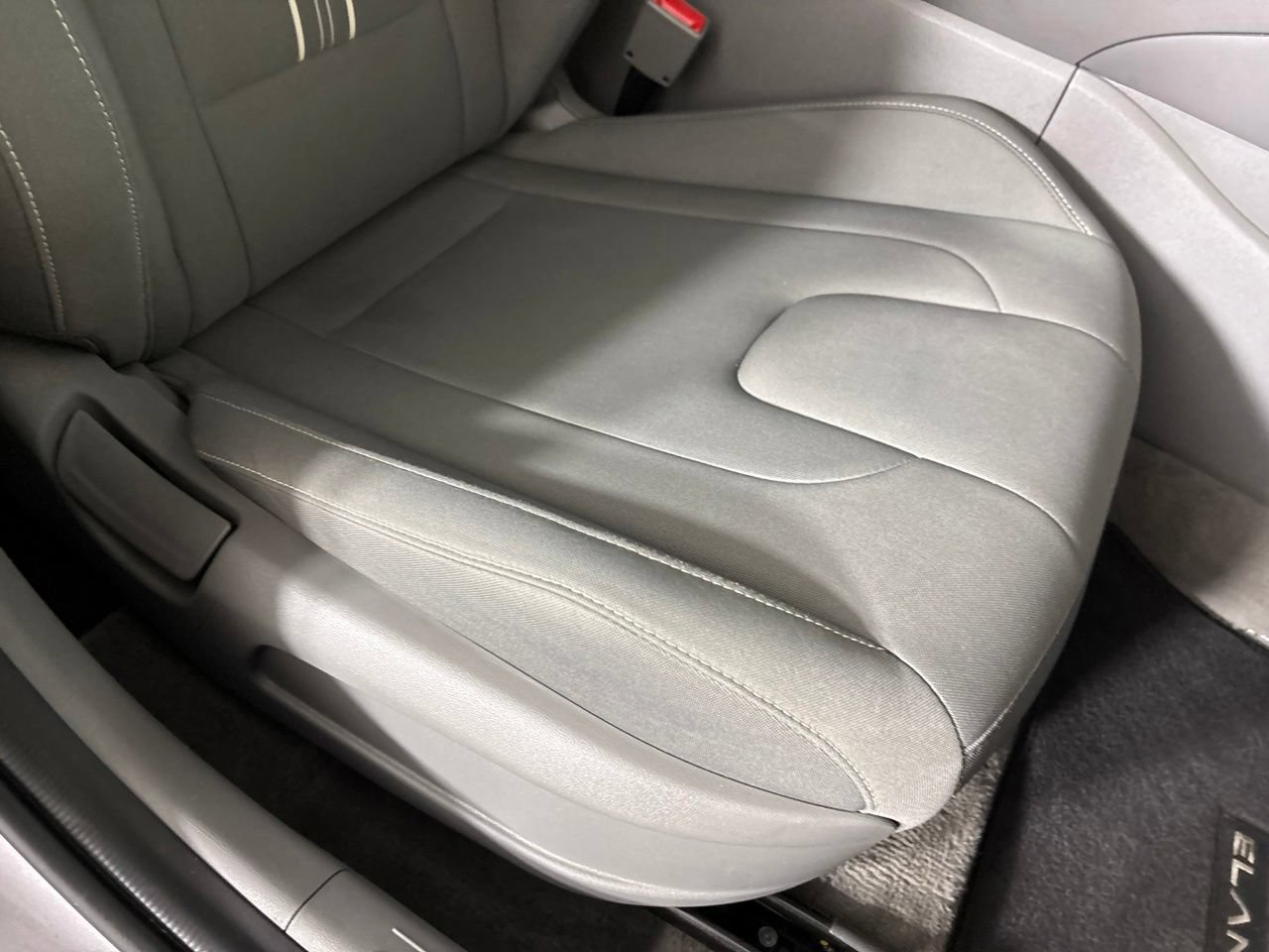 Used 2024 Hyundai Elantra SEL w/ Convenience Package FWD image 30