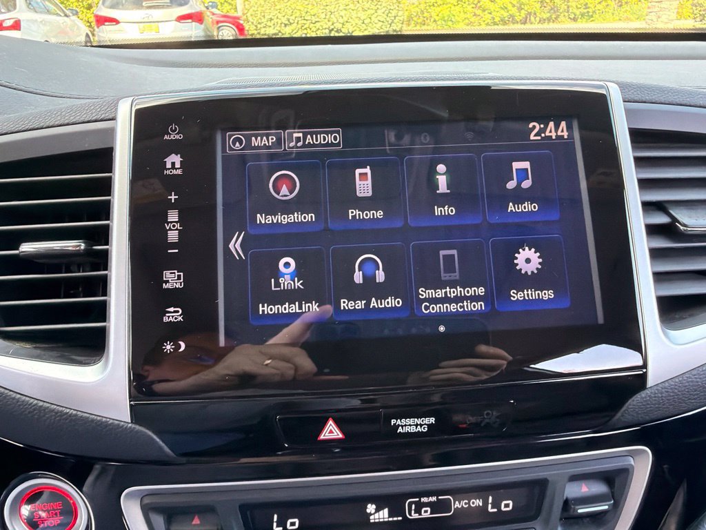 Used 2017 Honda Pilot Elite image 29