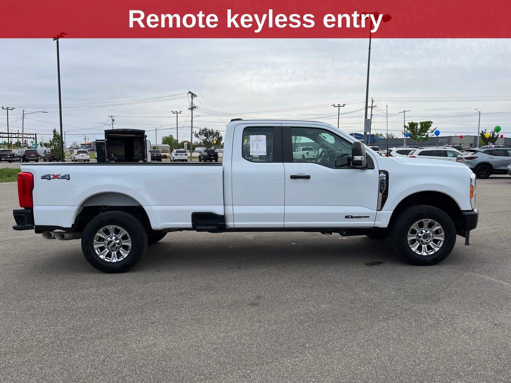 Used 2023 Ford F250 XL AWD/4WD image 7
