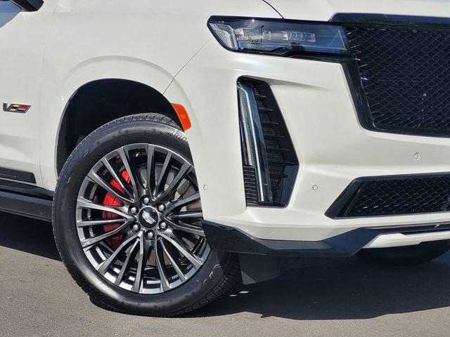 Certified 2023 Cadillac Escalade ESV V AWD/4WD image 9