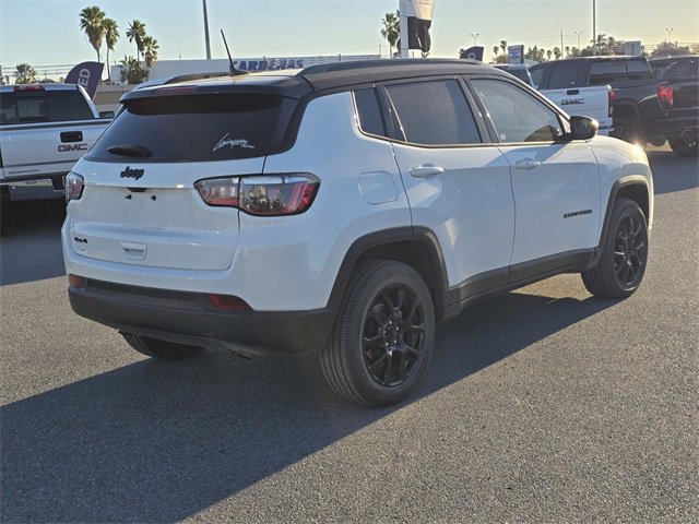 Used 2023 Buick Encore GX Select image 5