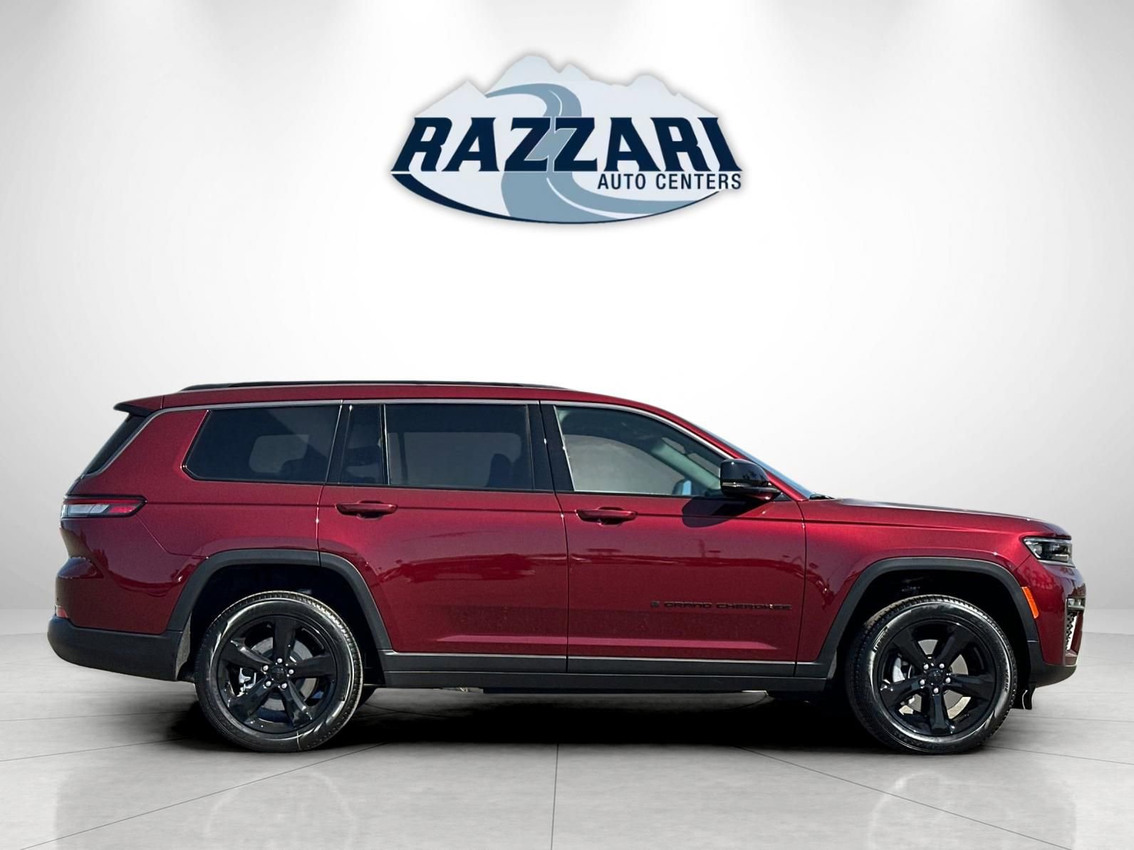 New 2026 Jeep Grand Cherokee L Limited AWD/4WD image 2