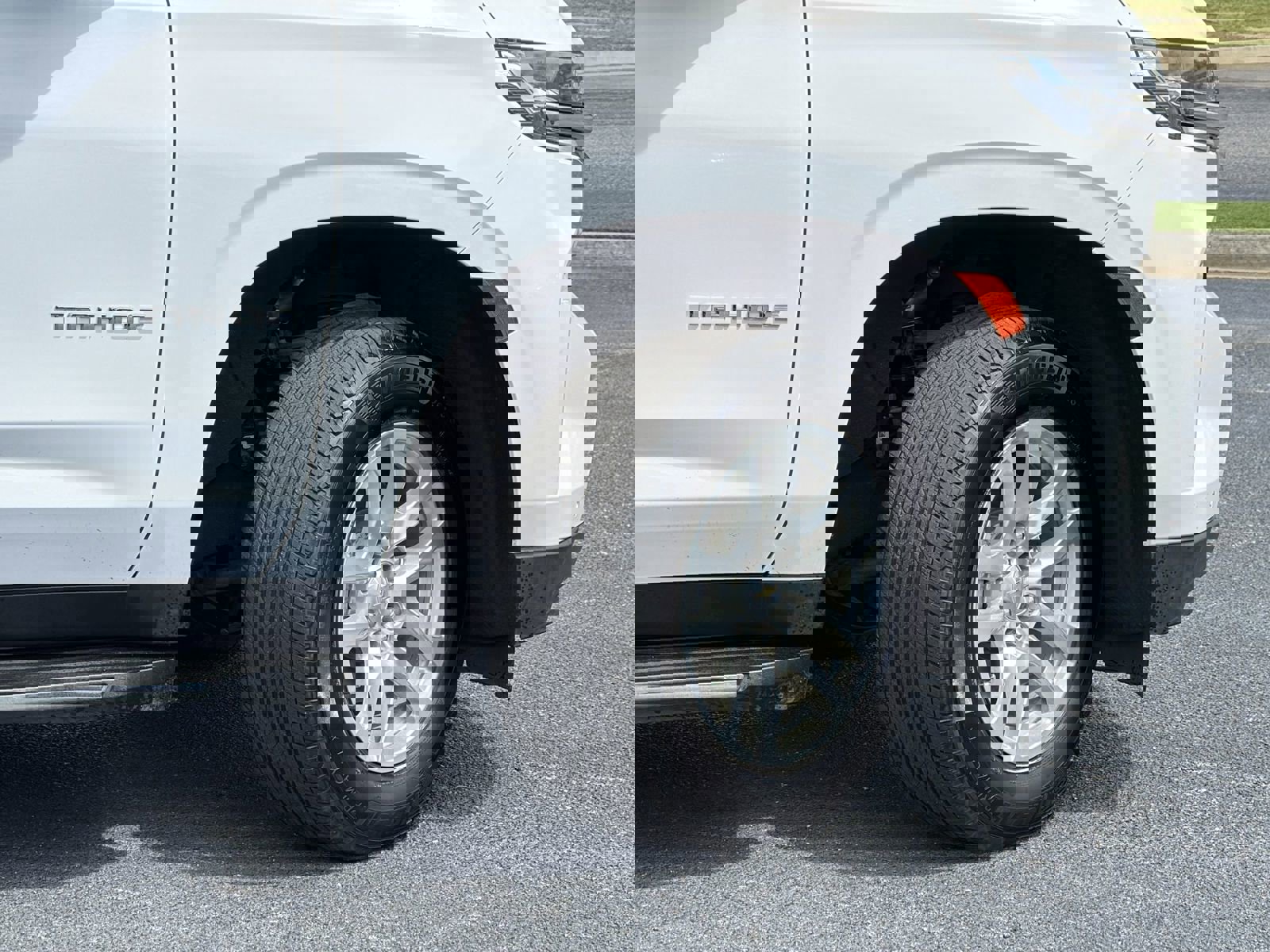 Used 2023 Chevrolet Tahoe LT RWD image 12